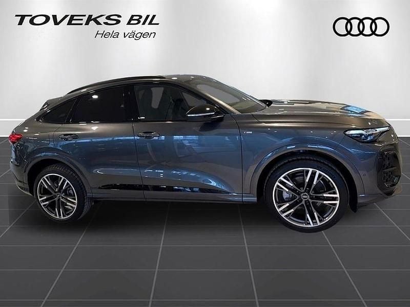 Ny Audi Q5 Sportback S-Line 204 HK (150 kW) 2025 Grå SUV