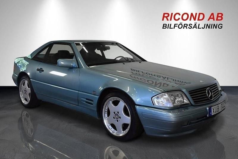 Begagnad Mercedes SL320 231 HK (169 kW) 1996 Ljusblå Cab