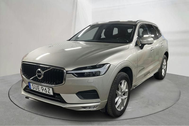 Ljusbrun Begagnad 2021 Volvo XC60 Momentum SUV | 275 900 kr (Bra pris) - Bild 1/4