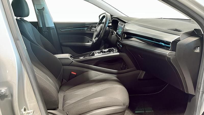 Begagnad MG MG5 EV Comfort 130 kW (177 HK) 2022 Silver Kombi