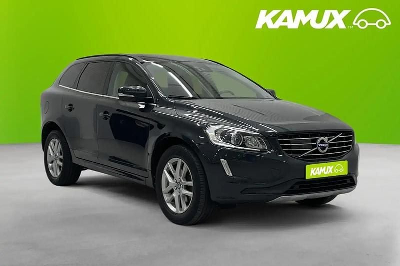 Silver/grå Begagnad 2017 Volvo XC60 Momentum SUV | 189 700 kr (Bra pris) - Bild 1/4