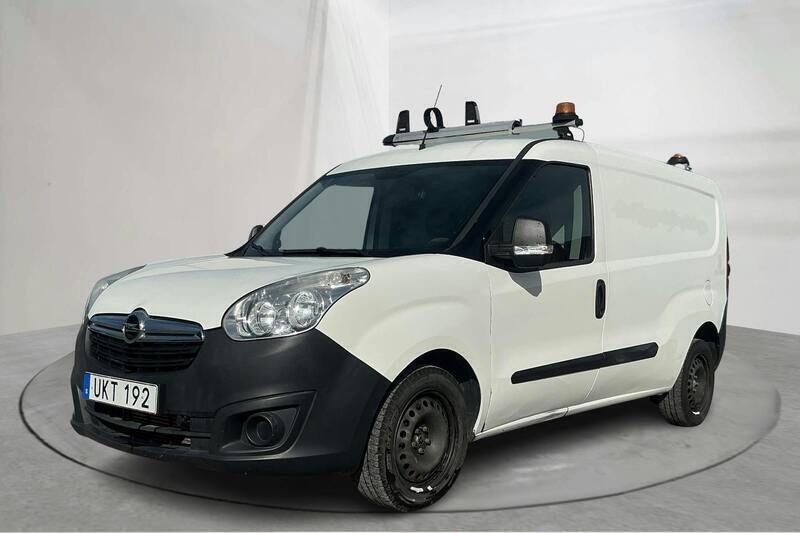Vit Begagnad 2015 Opel Combo Minibuss | 39 000 kr - Bild 1/4