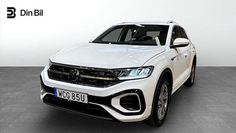 Pure white Begagnad 2024 VW T-Roc R-line SUV | 364 900 kr (Marknadspris) - Bild 1/4