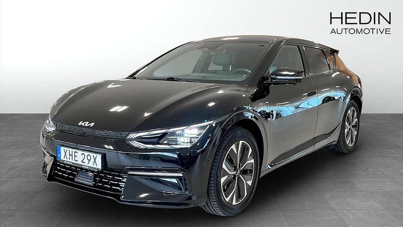 Svart (black) Begagnad 2022 Kia EV6 GT-Line SUV | 409 900 kr - Bild 1/4