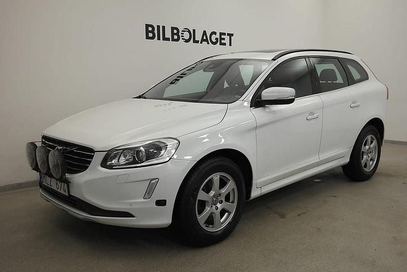 Begagnad Volvo XC60 Business Edition 181 HK (133 kW) 2013 Vit SUV