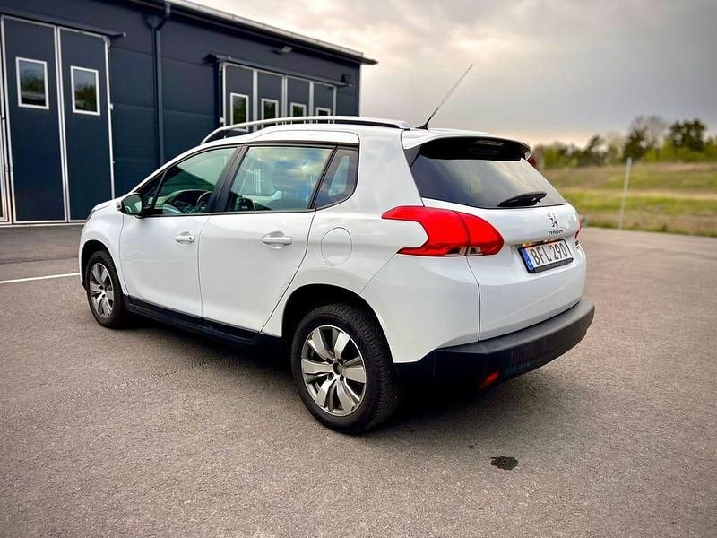 Begagnad Peugeot 2008 93 HK (68 kW) 2014 Vit SUV