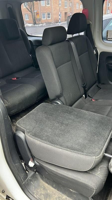 Begagnad VW Caddy Maxi Life Life 102 HK (75 kW) 2019 Minibuss