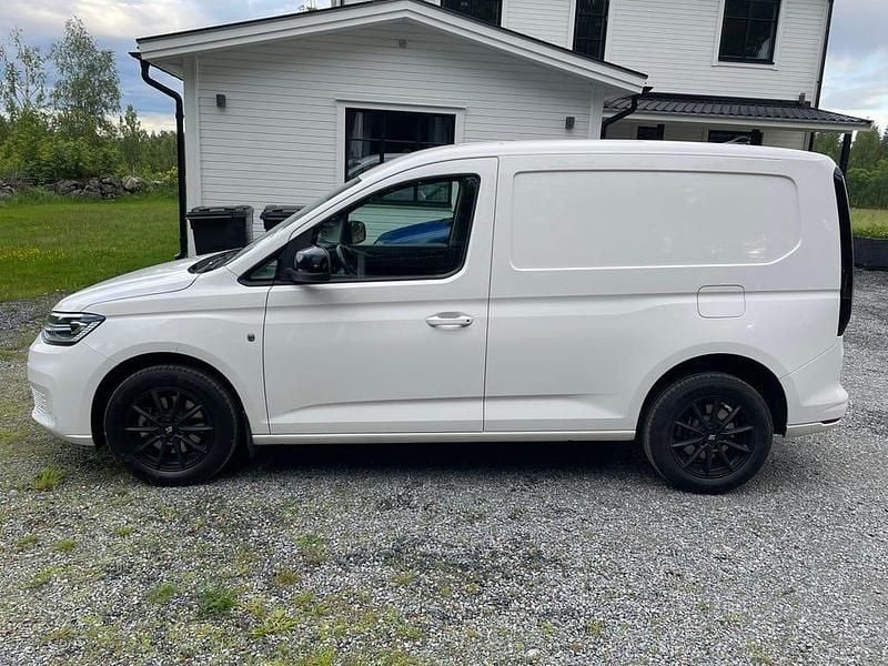 Begagnad 2024 VW Caddy Minibuss | 287 200 kr (Bra pris) - Bild 1/4