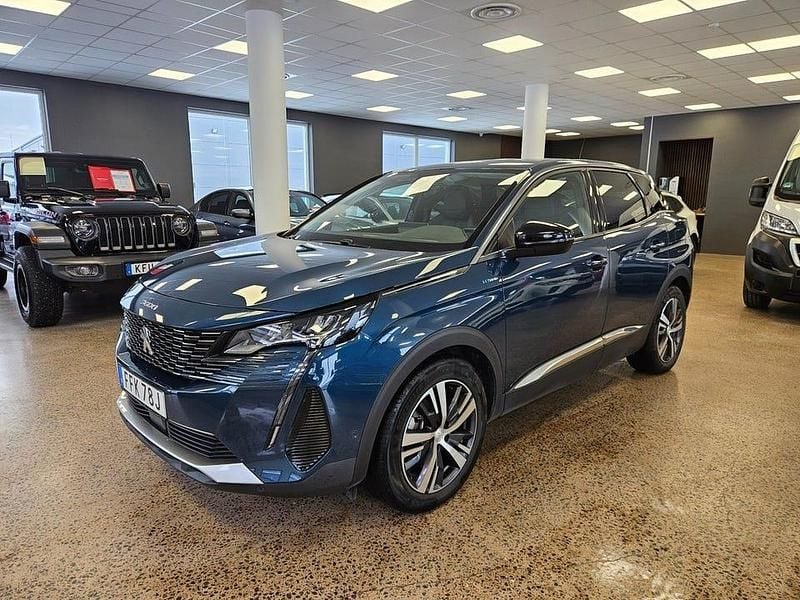 Begagnad Peugeot 3008 Allure 224 HK (164 kW) 2022 Blå SUV