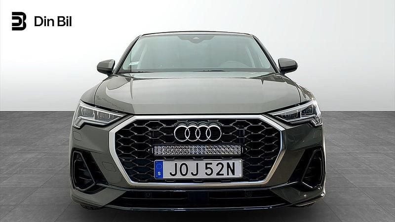 Begagnad Audi Q3 Sportback Proline 150 HK (110 kW) 2024 Chronosgrå metallic SUV