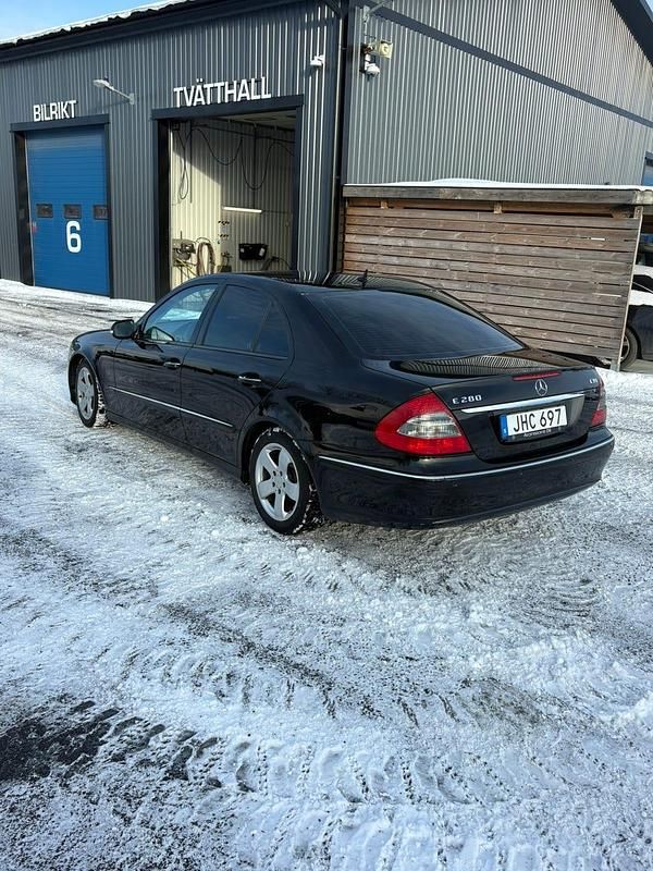 Begagnad Mercedes E280 190 HK (139 kW) 2007