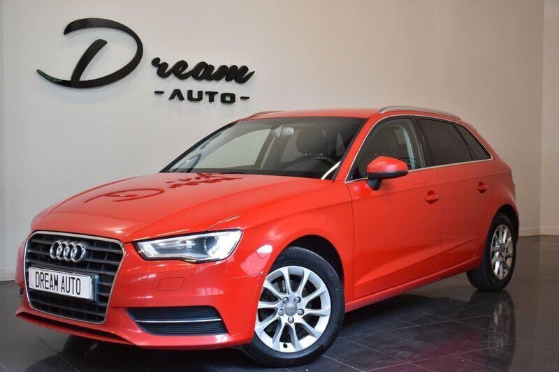 Begagnad Audi A3 Sportback 110 HK (80 kW) 2015 Halvkombi