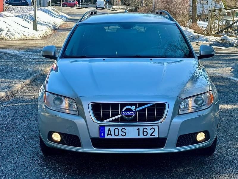 Begagnad Volvo V70 145 HK (106 kW) 2010 Kombi
