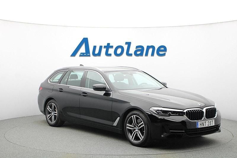 Begagnad BMW 530e 292 HK (214 kW) 2021 Svart Kombi
