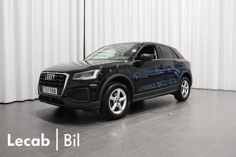 Brilliantsvart Begagnad 2022 Audi Q2 Proline SUV | 209 500 kr (Marknadspris) - Bild 1/4