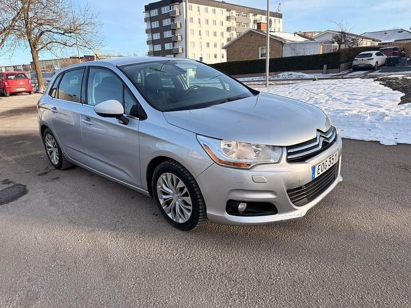 Begagnad Citroën C4 111 HK (81 kW) 2011