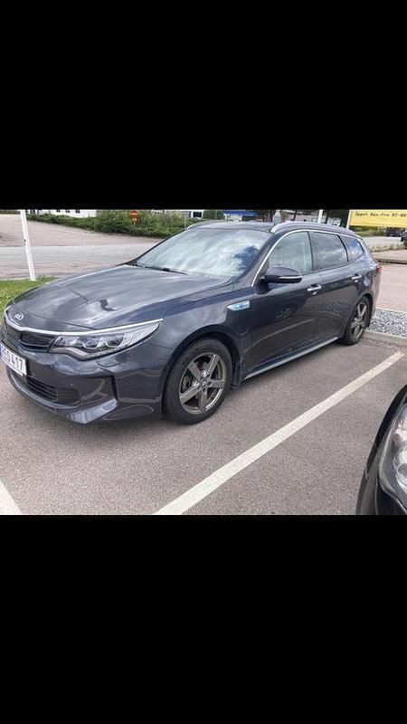 Grå Begagnad 2018 Kia Optima Hybrid Advance Sedan | 99 000 kr (Lite dyr) - Bild 1/2