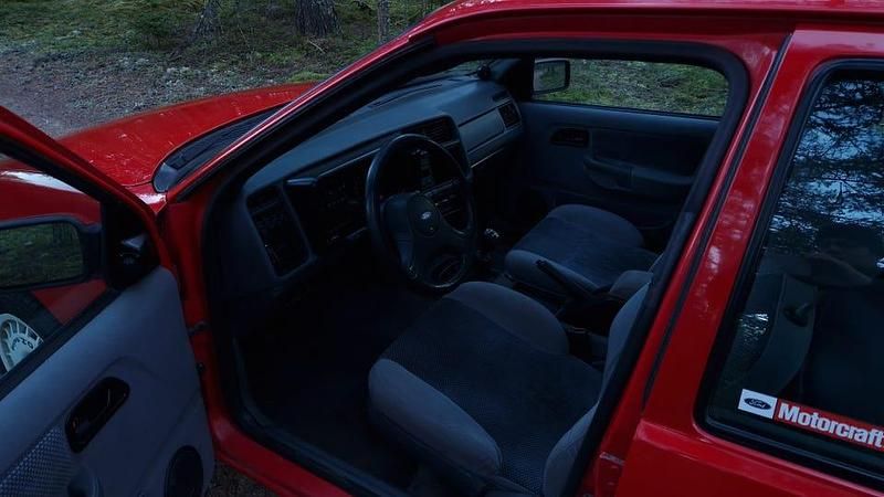 Begagnad Ford Sierra 1989 Halvkombi