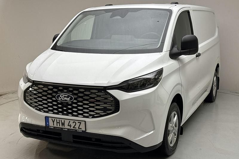 Vit Begagnad 2025 Ford E-Transit Van | 569 000 kr - Bild 1/4