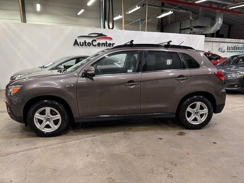 Begagnad Mitsubishi ASX Comfort Edition 150 HK (110 kW) 2011 Ljusbrun SUV