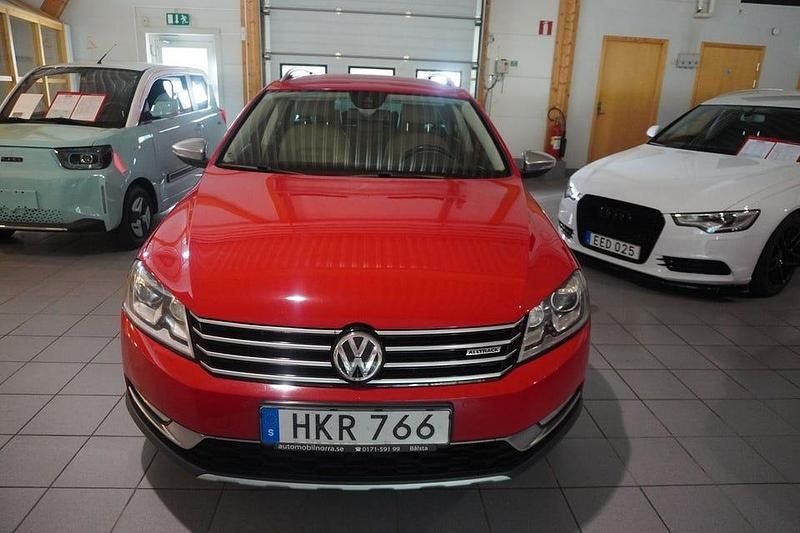 Röd Begagnad 2014 VW Passat Alltrack Kombi | 115 000 kr (Bra pris) - Bild 1/4