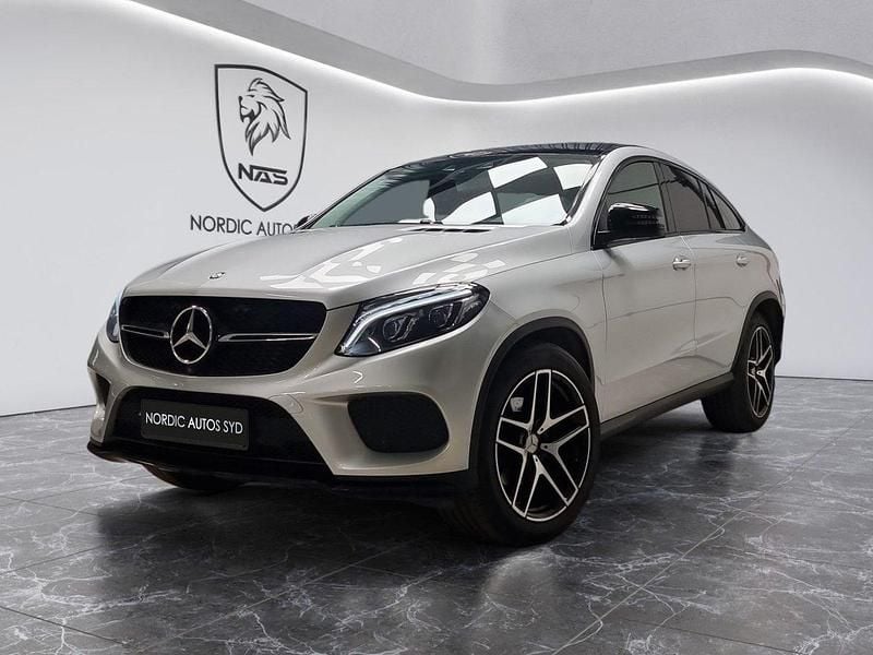 Silver Begagnad 2016 Mercedes GLE350 AMG Sportkupé | 399 900 kr (Marknadspris) - Bild 1/4