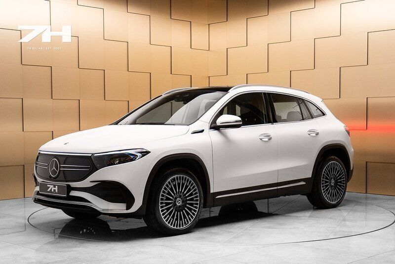 Vit Begagnad 2021 Mercedes EQA300 AMG SUV | 395 000 kr (Bra pris) - Bild 1/4