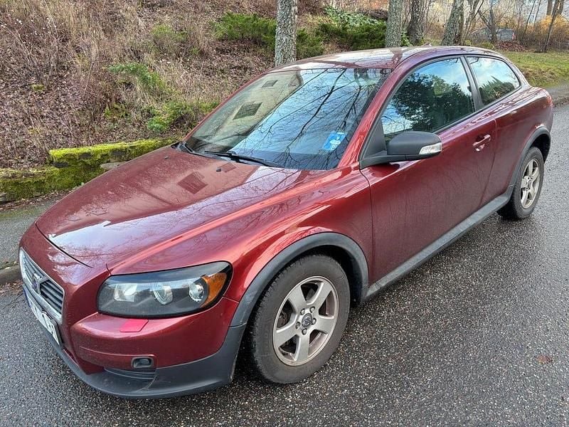 Begagnad 2008 Volvo C30 Halvkombi | 36 900 kr (Bra pris) - Bild 1/4