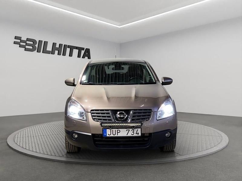 Begagnad Nissan Qashqai 150 HK (110 kW) 2008 Ljusbrun (brun) SUV