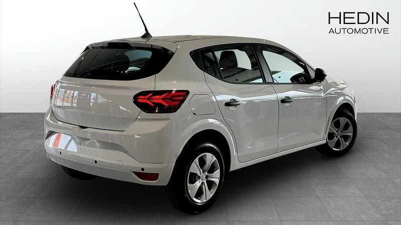 Ny Dacia Sandero 91 HK (66 kW) 2025 Vit Halvkombi
