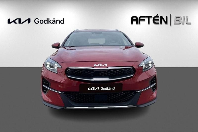 Röd Begagnad 2022 Kia XCeed Advance SUV | 239 900 kr (Bra pris) - Bild 1/4