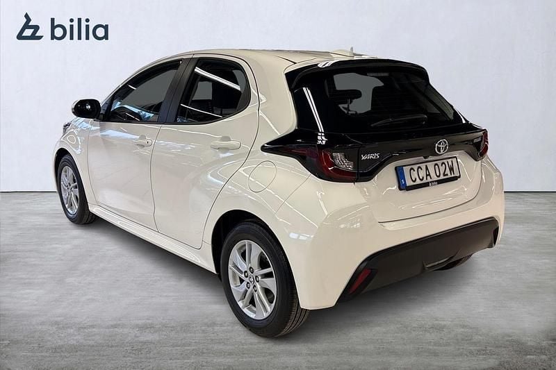 Begagnad Toyota Yaris Hybrid 2023 Vit