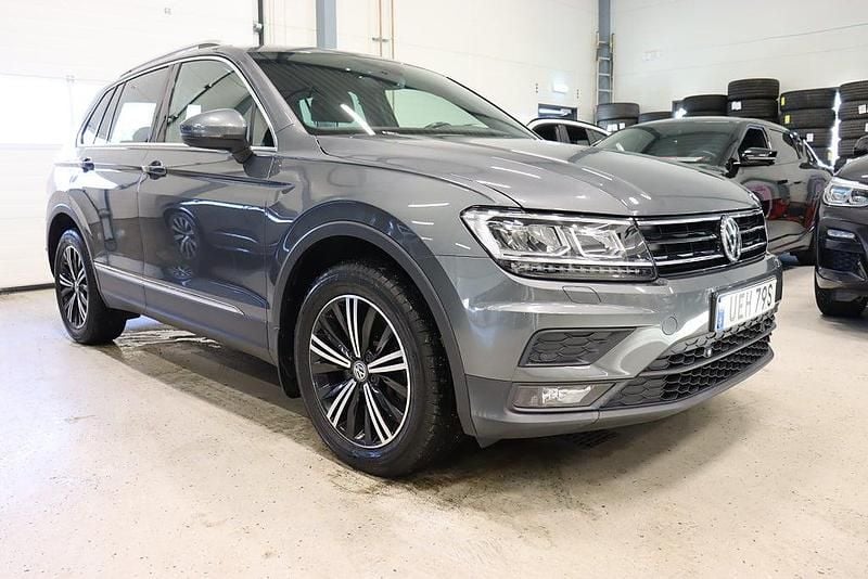 Begagnad VW Tiguan 190 HK (139 kW) 2019 Grå SUV