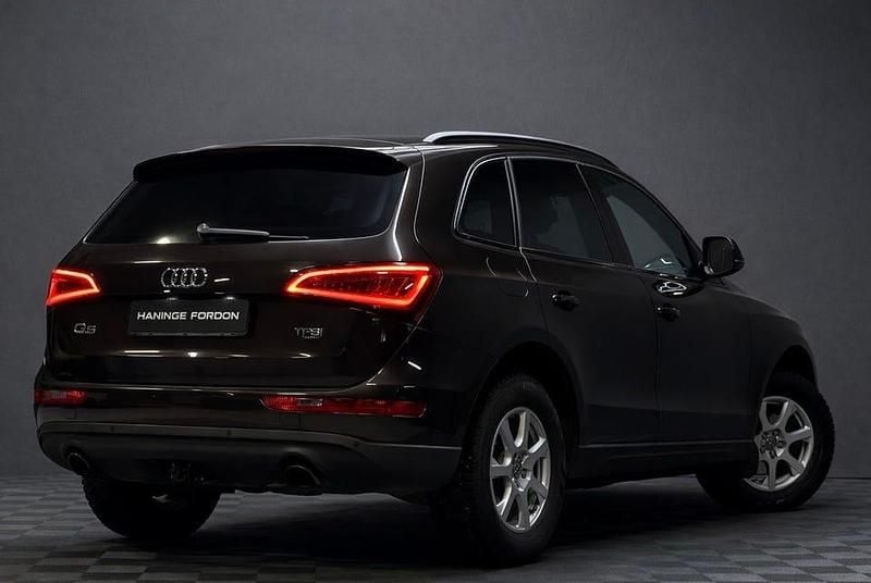 Begagnad Audi Q5 Design 224 HK (164 kW) 2015 Brun SUV