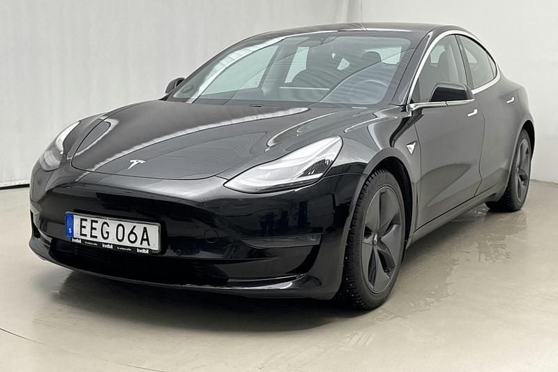 Svart Begagnad 2019 Tesla Model 3 Sedan | 250 000 kr (Marknadspris) - Bild 1/4