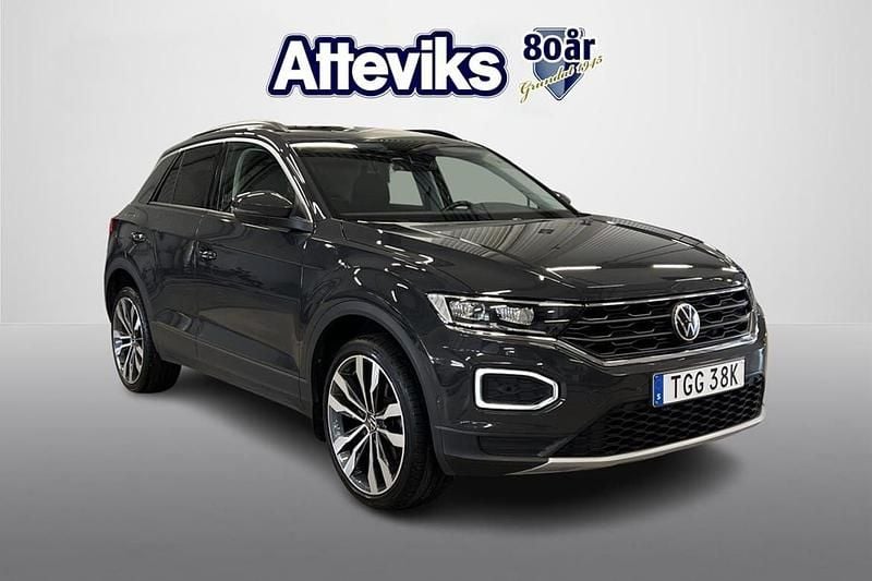 Grå Begagnad 2022 VW T-Roc SUV | 339 900 kr (Dyr) - Bild 1/4