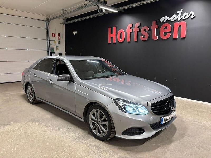 Begagnad Mercedes E220 Avantgarde 170 HK (125 kW) 2013 Silver Sedan