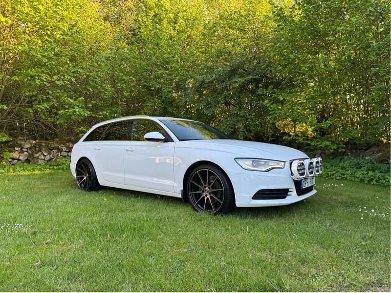 Vit Begagnad 2013 Audi A6 Proline Kombi | 120 000 kr (Marknadspris) - Bild 1/4