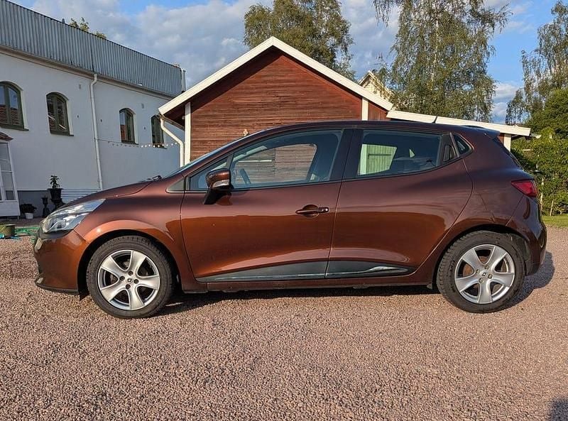 Begagnad Renault Clio IV 2014