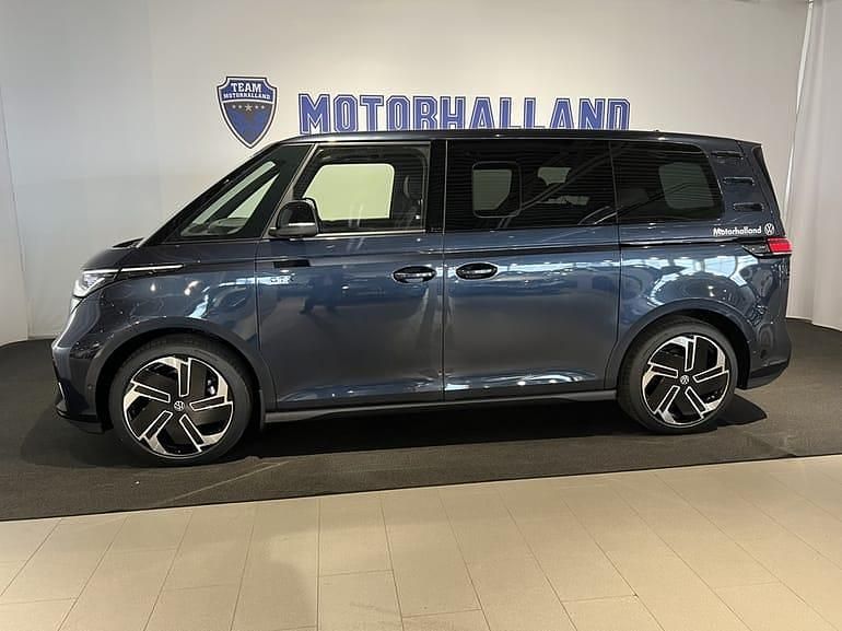 Begagnad VW ID. Buzz GTX 253 kW (344 HK) 2025 Blå Minibuss