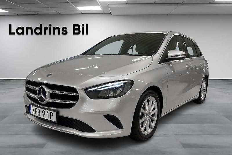 Silver Begagnad 2019 Mercedes B200 Progressive Minibuss | 219 000 kr (Marknadspris) - Bild 1/4