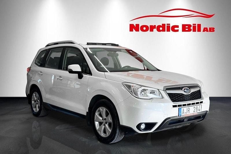 Vit Begagnad 2013 Subaru Forester SUV | 79 900 kr (Dyr) - Bild 1/4