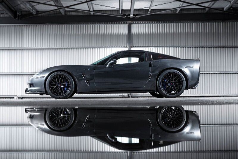 Begagnad Chevrolet Corvette ZR1 762 HK (560 kW) 2010 Grå Sportkupé