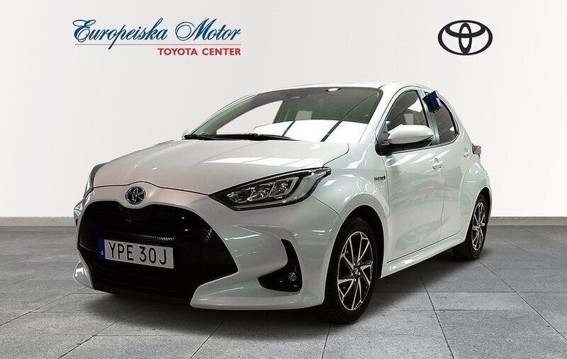 Såld Toyota Yaris Hybrid , begagnad 2021, 2 120 mil i Sundbyberg