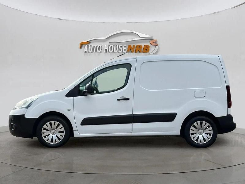 Vit Begagnad 2013 Citroën Berlingo Minibuss | 55 900 kr (Marknadspris) - Bild 1/4