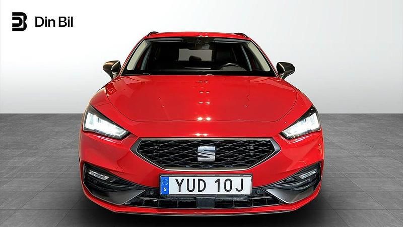 Begagnad Seat Leon FR 150 HK (110 kW) 2020 Röd Kombi