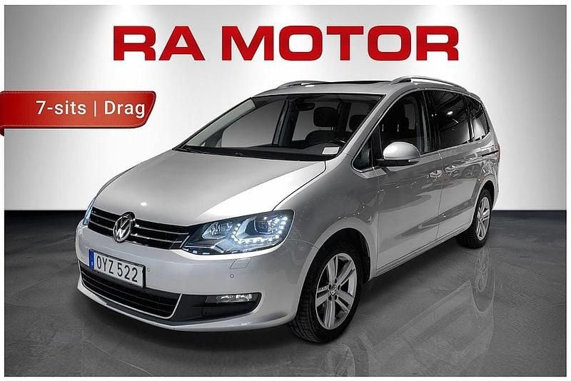 Silver Begagnad 2016 VW Sharan Minibuss | 249 900 kr (Marknadspris) - Bild 1/4