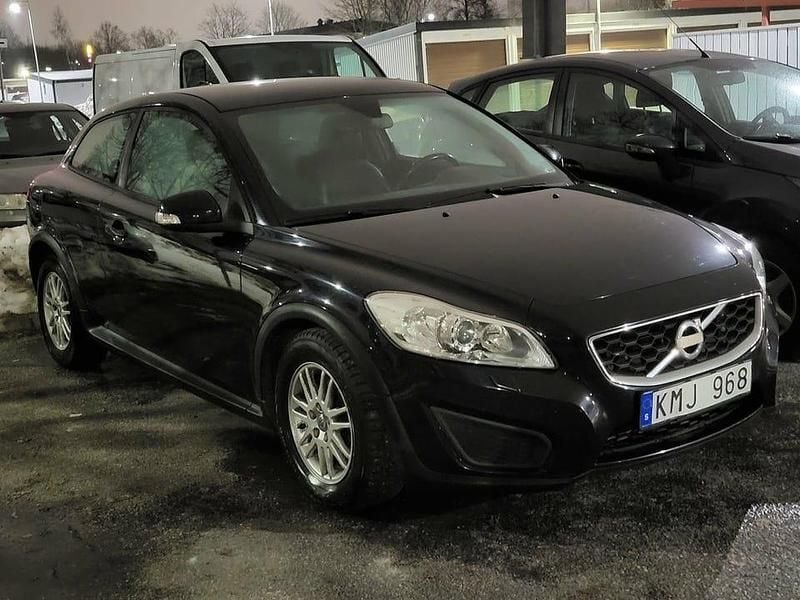 Svartmetallic Begagnad 2010 Volvo C30 Halvkombi | 47 000 kr (Bra pris) - Bild 1/4