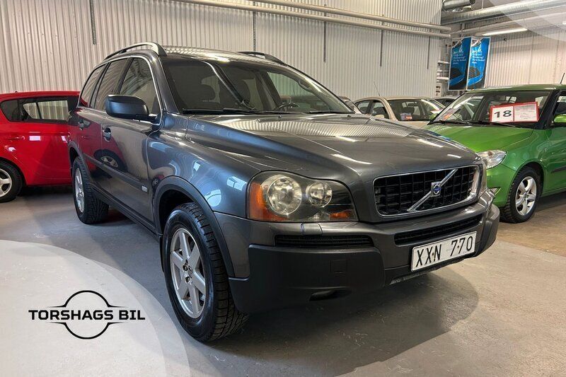 Grå Begagnad 2006 Volvo XC90 Standard SUV | 74 900 kr (Marknadspris) - Bild 1/4