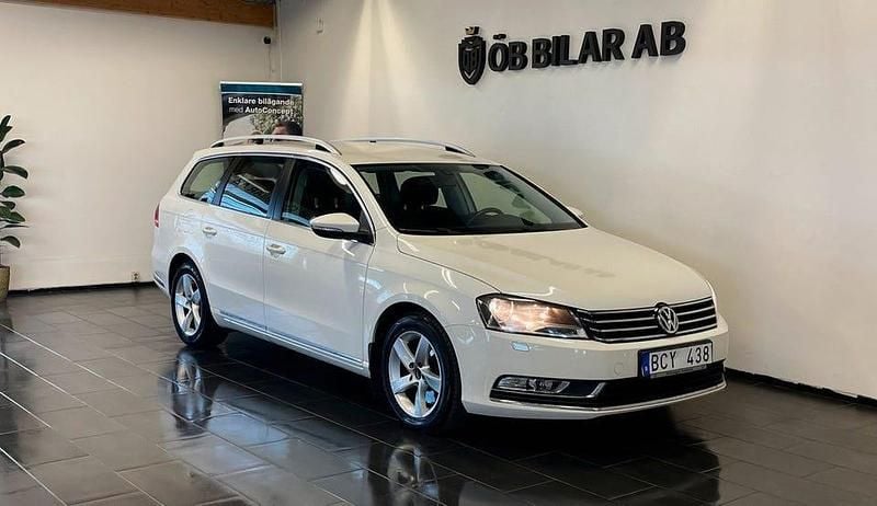 Vit Begagnad 2012 VW Passat Kombi | 89 900 kr (Marknadspris) - Bild 1/4